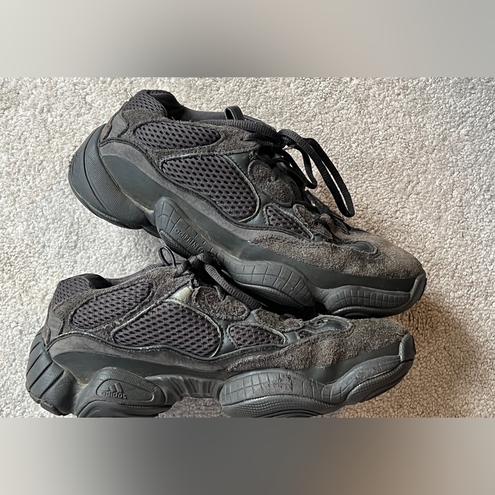 Adidas Yeezy 500 “Utility Black” – Style F36640 – Men’s Size 7